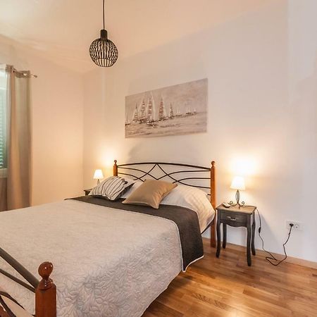 Apartment Sunny Place 扎达尔 外观 照片