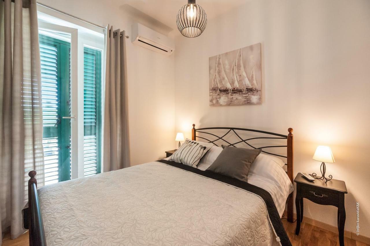 Apartment Sunny Place 扎达尔 外观 照片