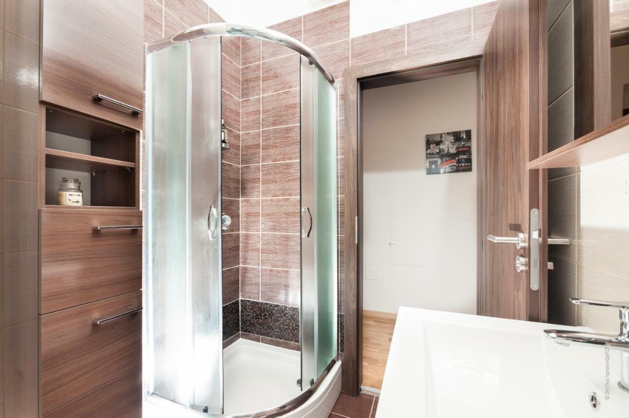 Apartment Sunny Place 扎达尔 外观 照片